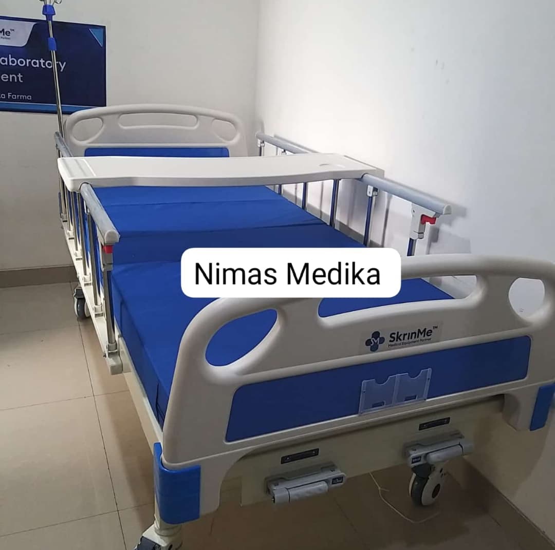 Etalase alat kesehatan modern