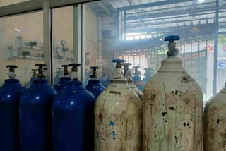 Isi Ulang Tabung Oksigen